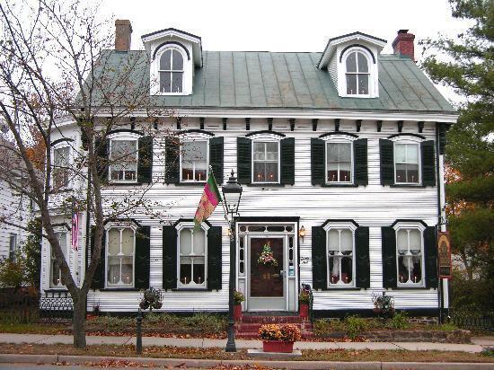 Isaac Hilliard House Bed And Breakfast Pemberton Εξωτερικό φωτογραφία